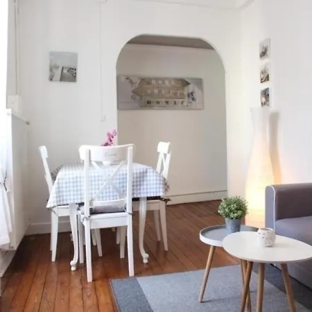 Διαμέρισμα Centre Ville 4 *